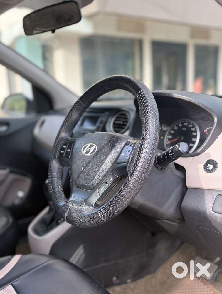 Hyundai Grand I10 Asta Option, 2015, Petrol