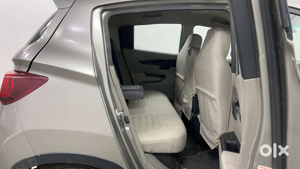 Mahindra Kuv 100 Mfalcon G80 K8, 2016, Petrol