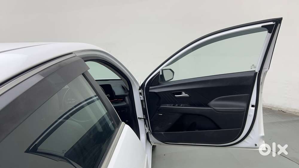 Hyundai Verna 1.5 Sx (o) Turbo Petrol Dct, 2023, Petrol