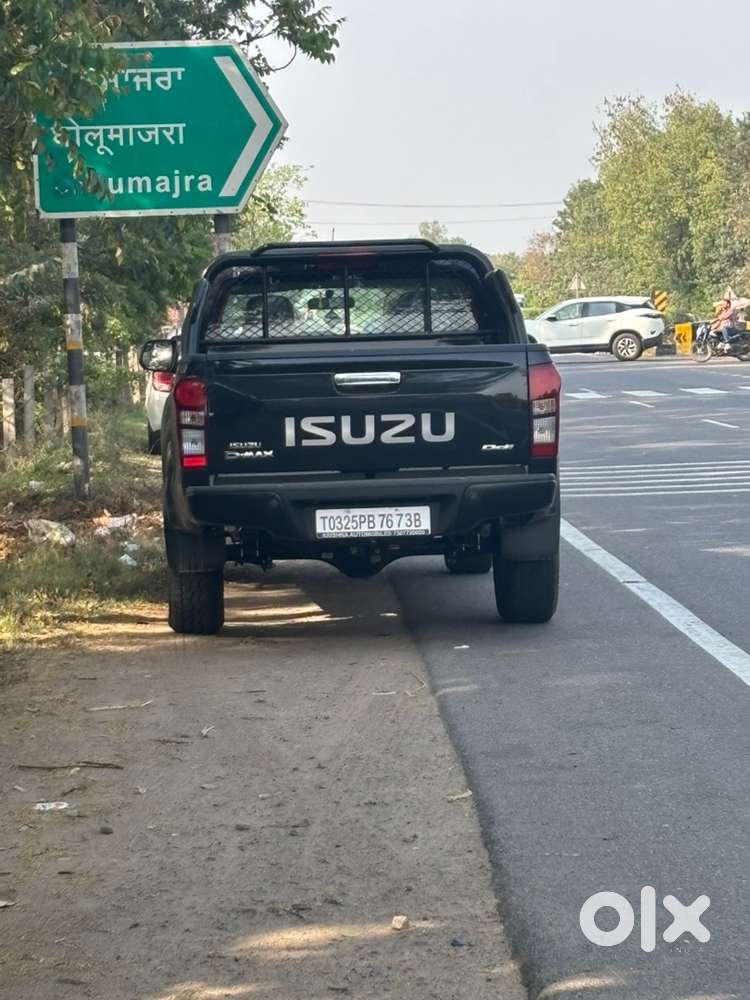 Isuzu Hi-lander 2025 Diesel 10000 Km Driven