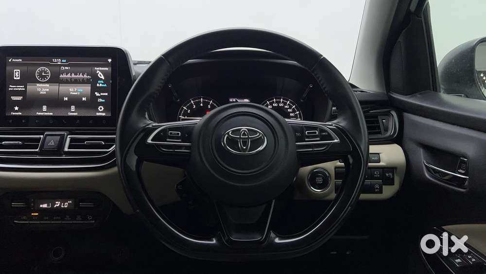 Toyota Glanza 1.2 V Amt, 2022, Petrol