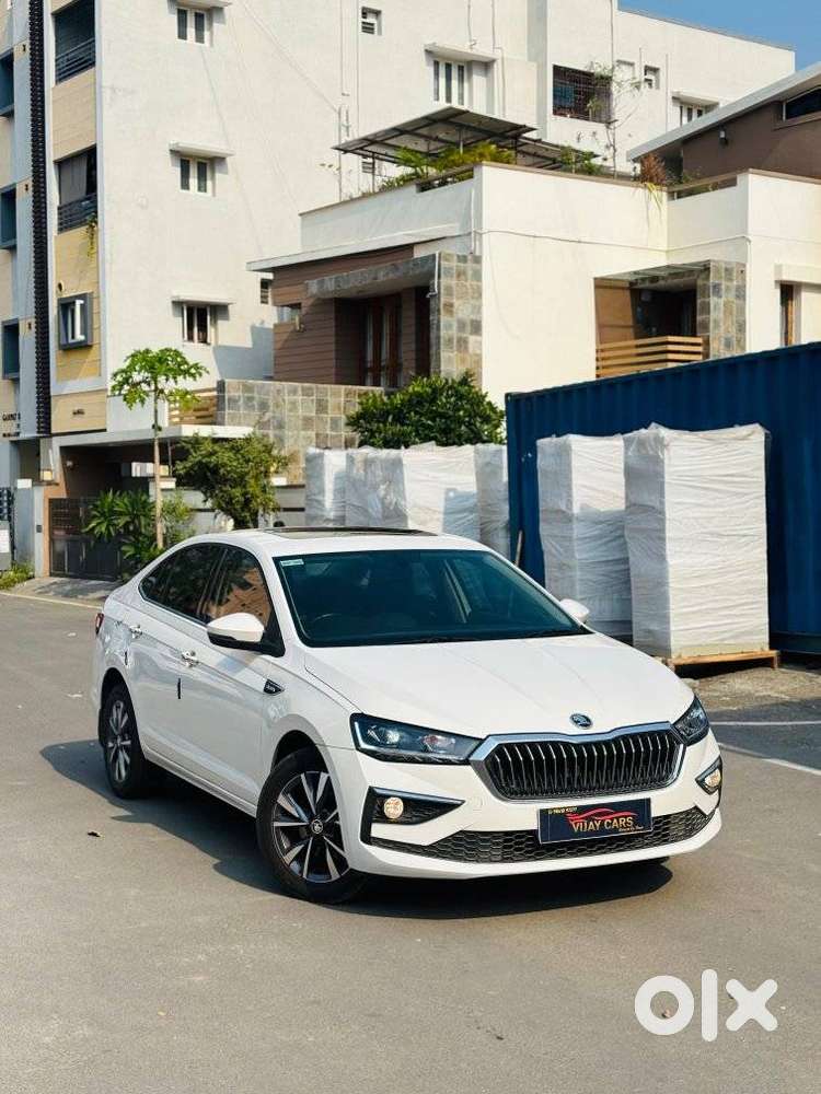 Skoda Slavia 1.0 Tsi Style At, 2022, Petrol