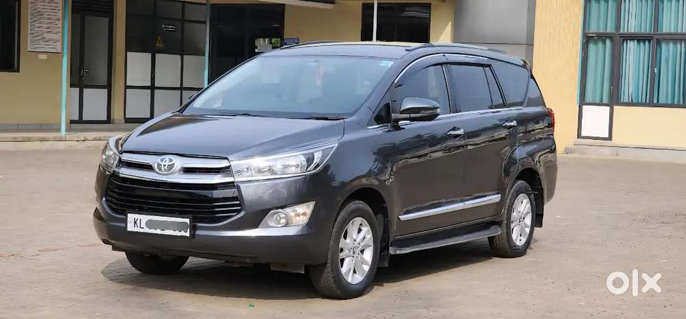 Toyota Innova Crysta 2018 Diesel Well Maintained