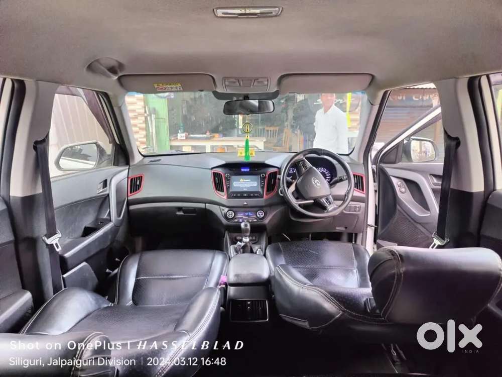 Hyundai Creta Sx Aniversary Ed Petrol 2016 With Vip No. Plate '5000'