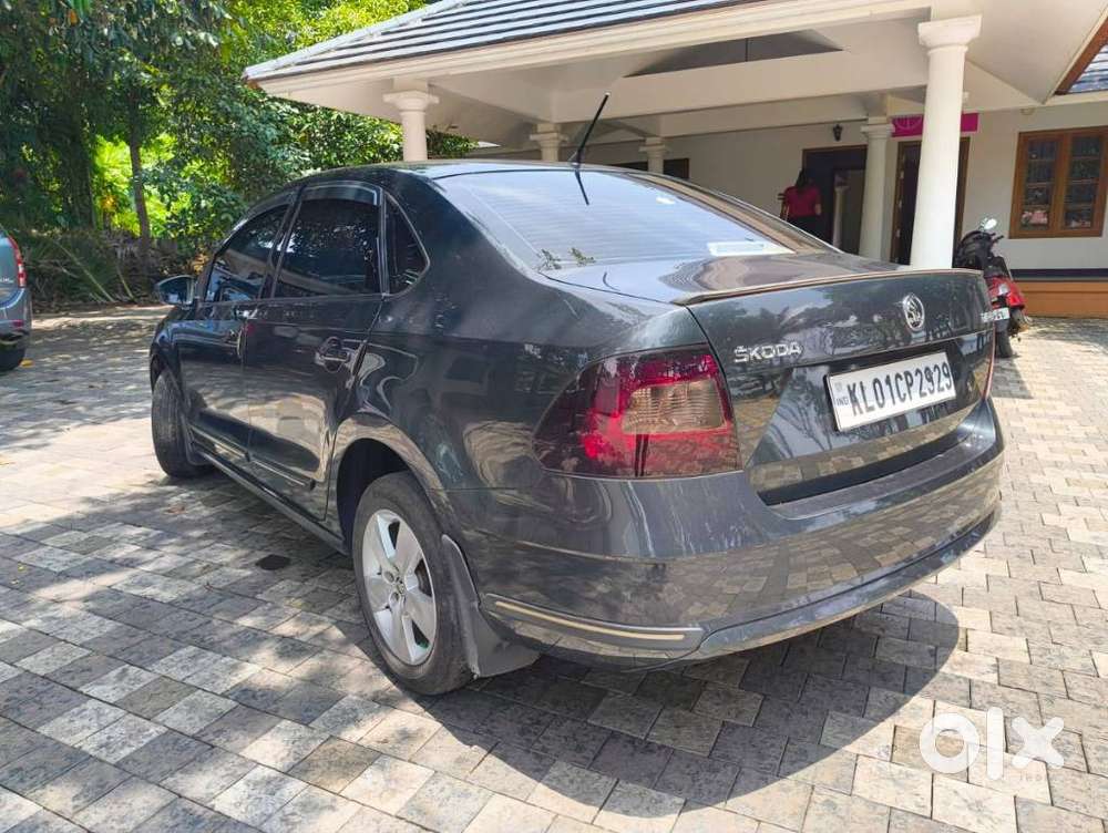 Skoda Rapid 1.0 Ambition Tsi, 2018, Petrol