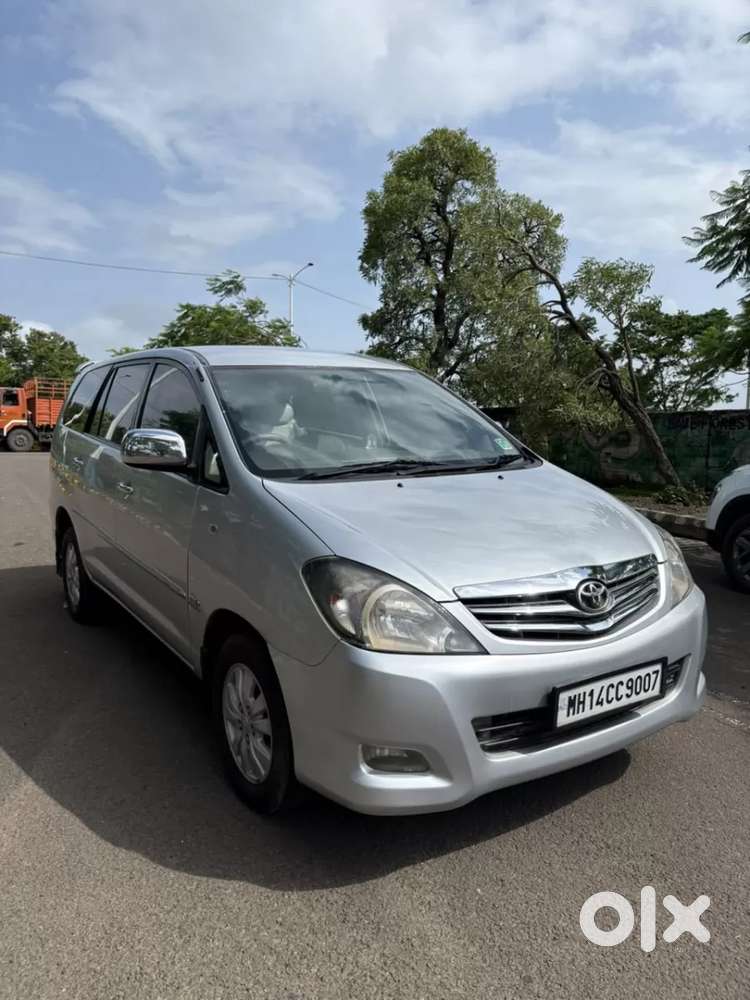 Toyota Innova 2.5 Vx 7 Seater Bs Iv, 2010, Diesel
