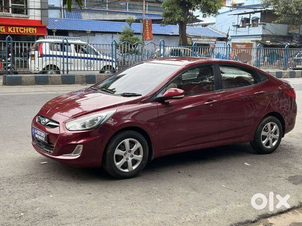 Hyundai Verna 1.6 Ex Vtvt, 2013, Petrol