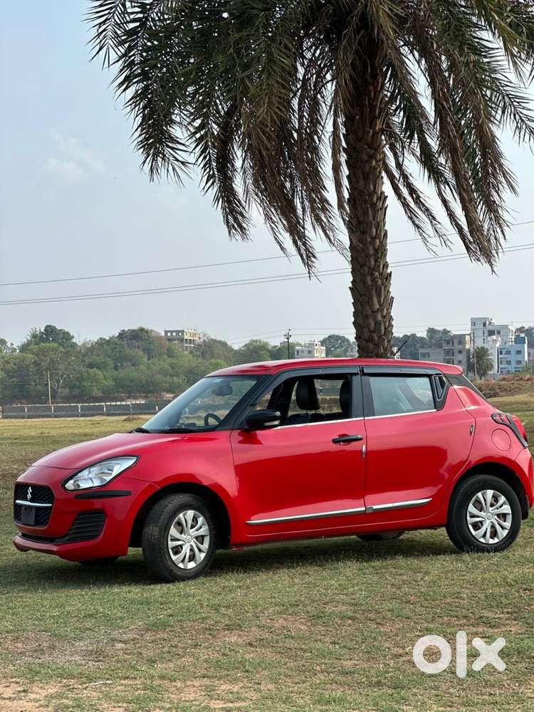 Maruti Suzuki Swift Vxi + Manual, 2020, Petrol