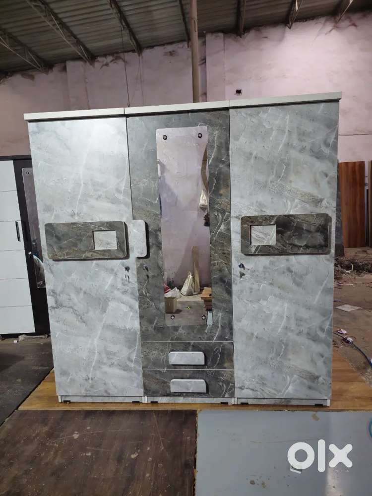 New Brand 6&times;6 King Size Big 3 Door Cupboard Diract By Factory Outlet