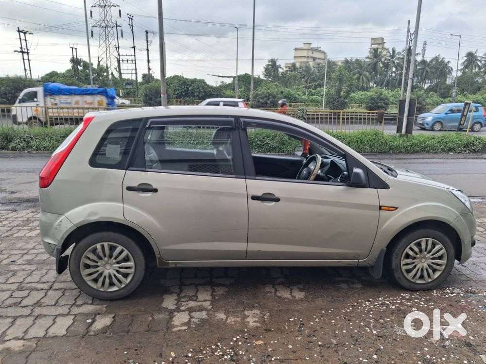 Ford Figo 1.2p Titanium Mt, 2012, Petrol