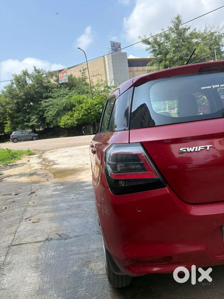 Maruti Suzuki Swift Vxi + Manual, 2024, Petrol