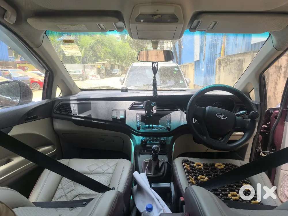 Mahindra Marazzo M4 11 October  2018 Diesel 85000 Km