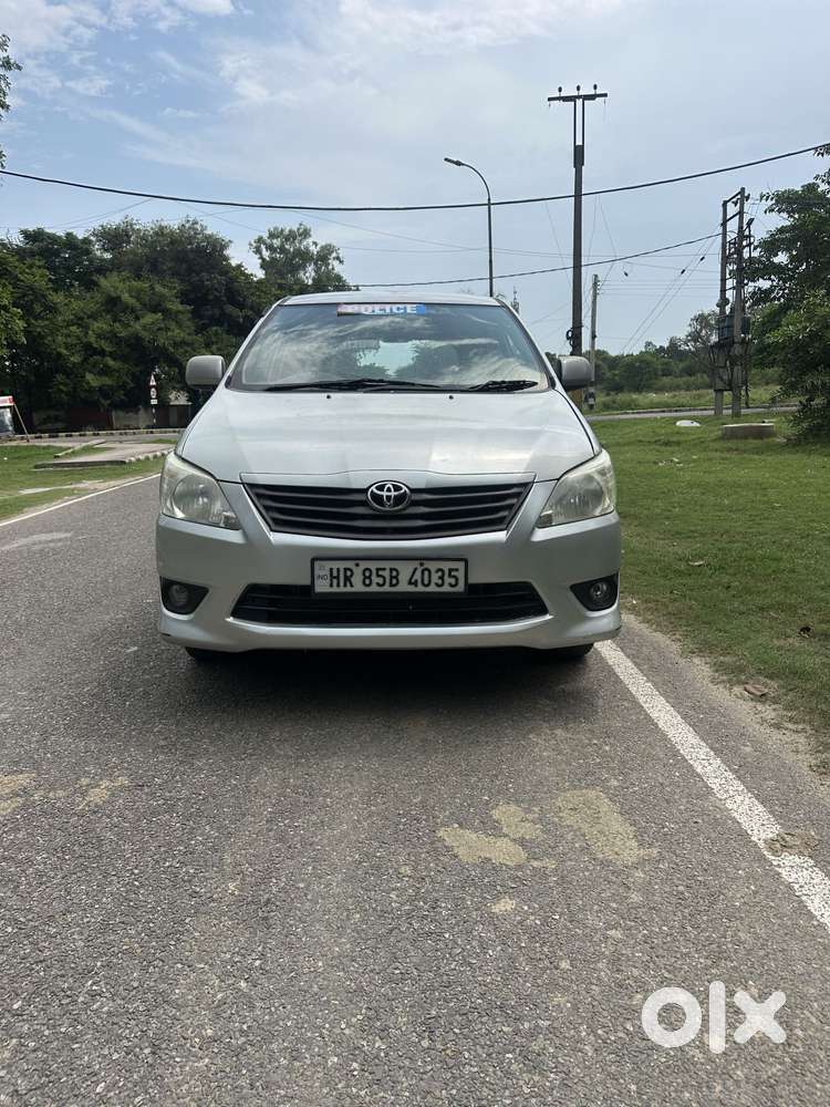 Toyota Innova 2.5 G (diesel) 8 Seater, 2014, Diesel