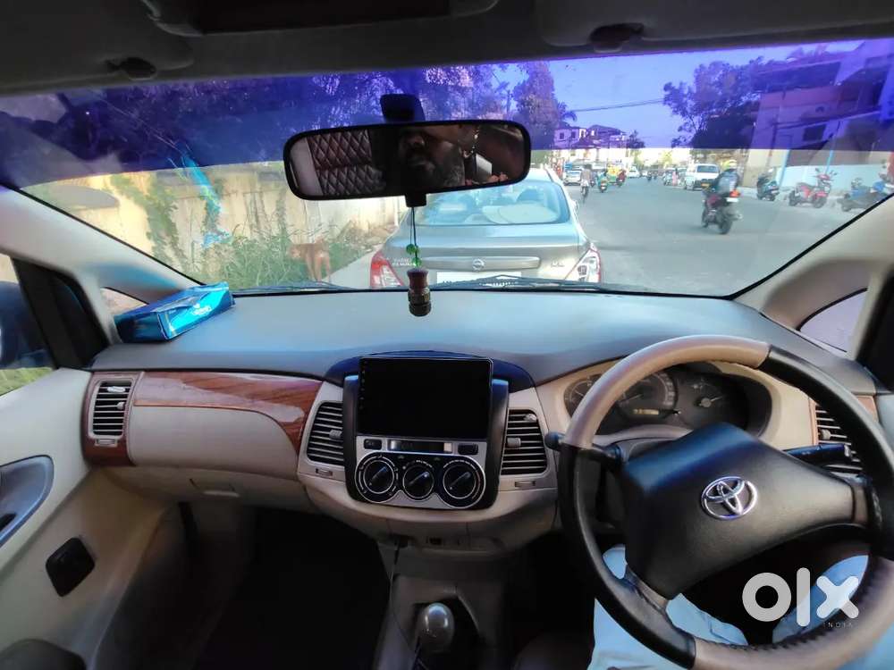 Toyota Innova 2.5,  2005