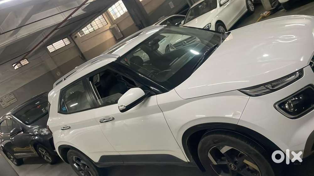 Hyundai Venue 2019 Diesel Well Maintained