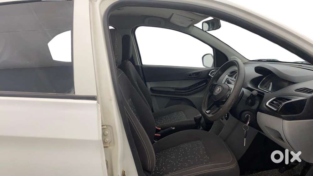 Tata Tiago 1.2 Revotron Xt, 2020, Petrol