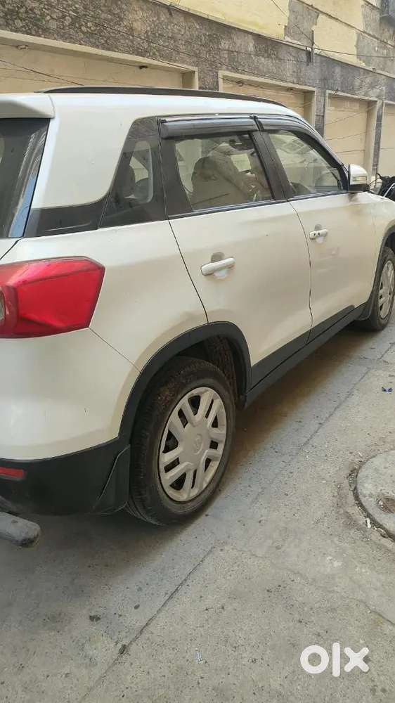 Maruti Suzuki Brezza 2020 Manual ( Very Good Condition)