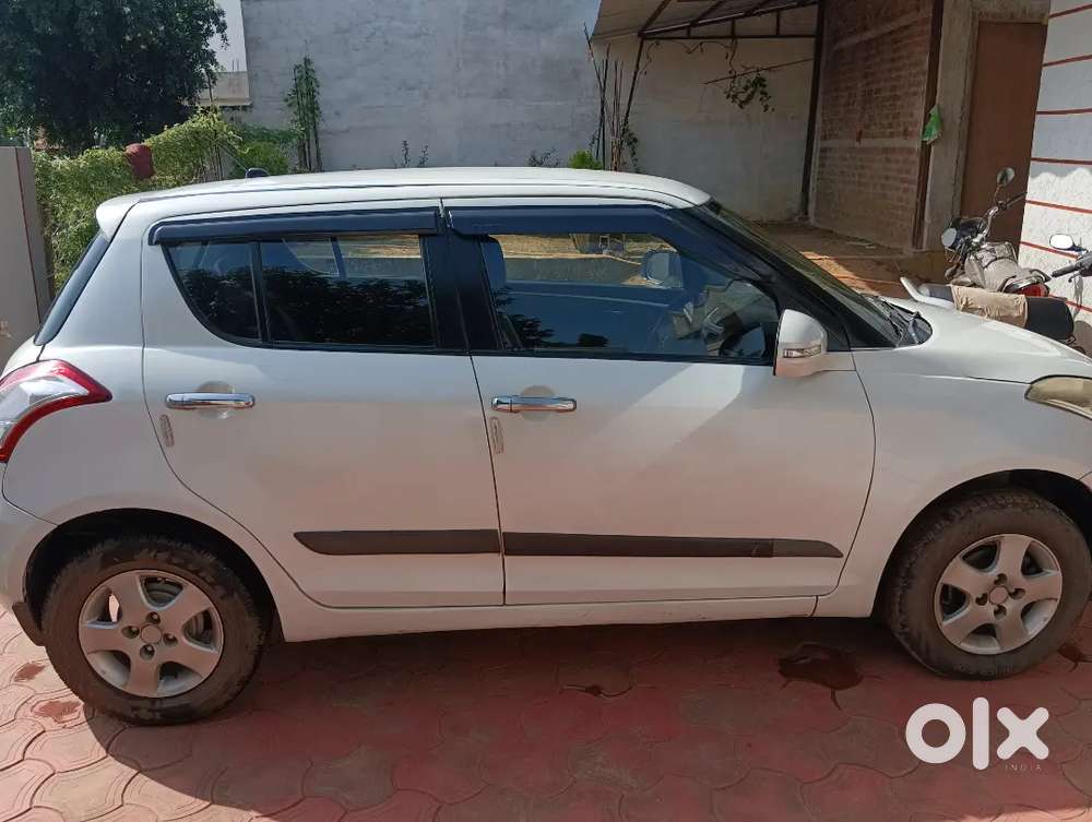 Maruti Suzuki Swift Ddis 2013