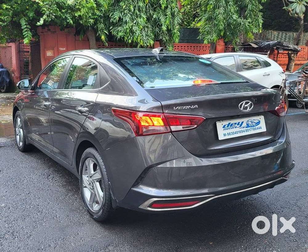 Hyundai Verna Sx 1.5 Petrol Ivt, 2022, Petrol