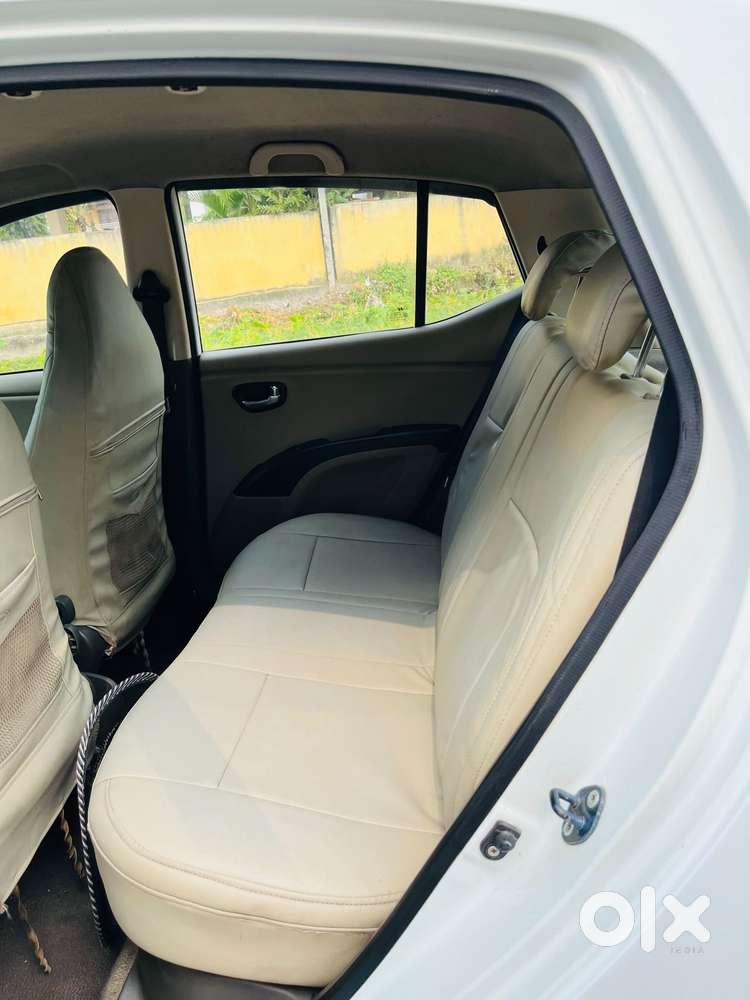 Hyundai I10 Sportz, 2012, Petrol