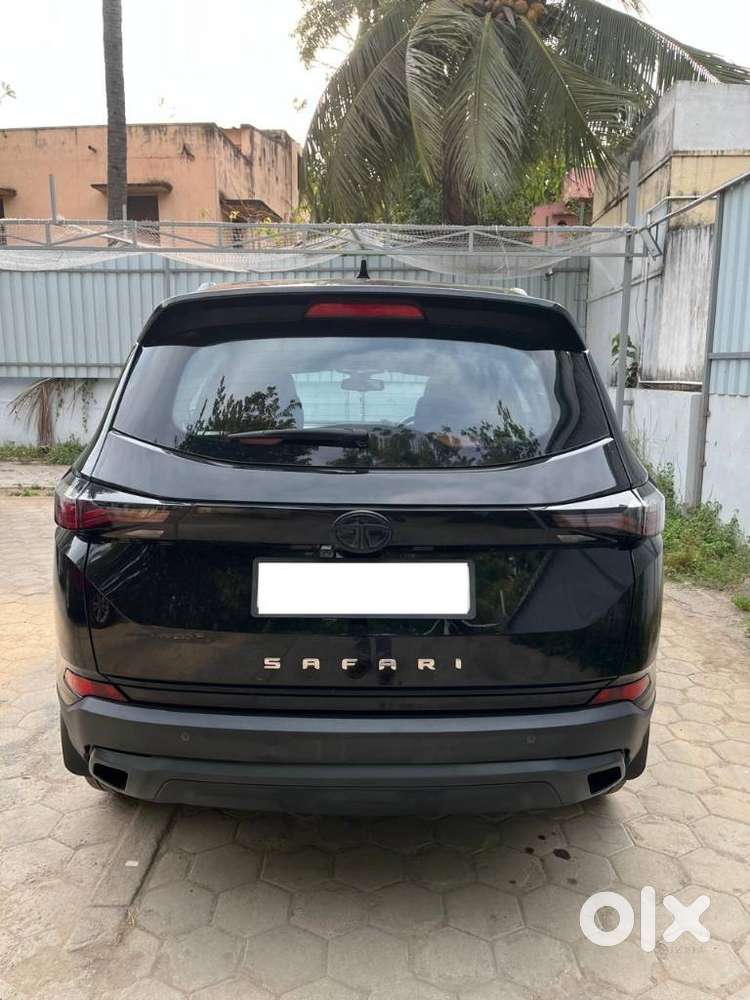 Tata Safari 2.0 Kryotec Xza Plus (o) Red Dark Edition, 2023, Diesel