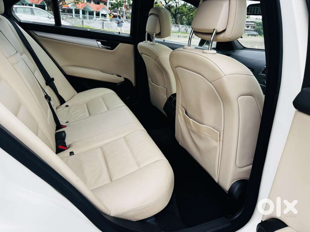 Mercedes-benz C-class C 200, 2011, Petrol