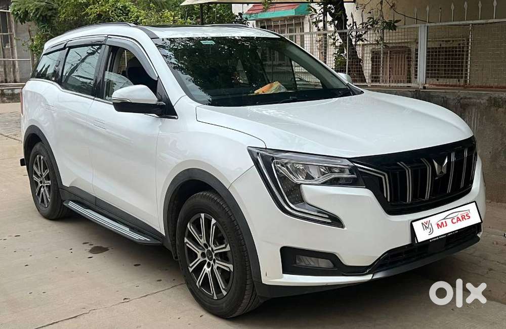 Mahindra Xuv700 2.2 Ax 7 Diesel At Str, 2025, Diesel