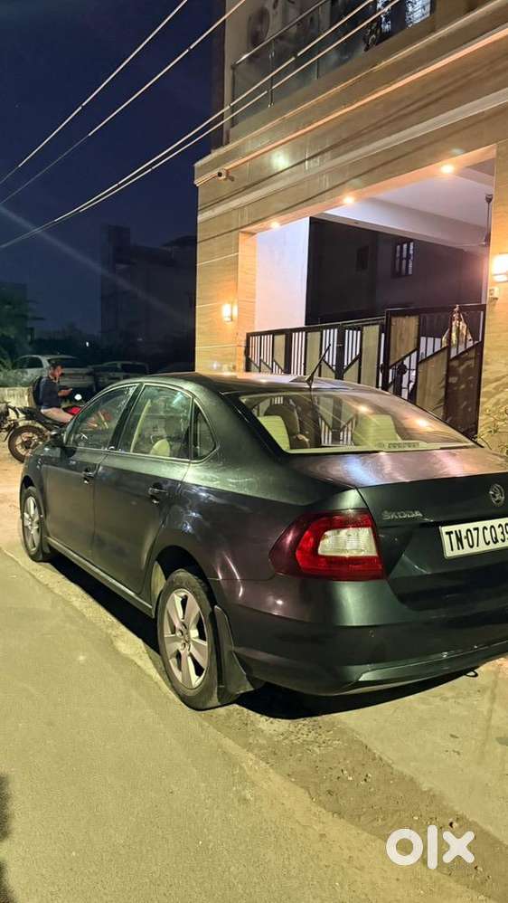 Skoda Rapid Petrol 2018 Mpi Ambition