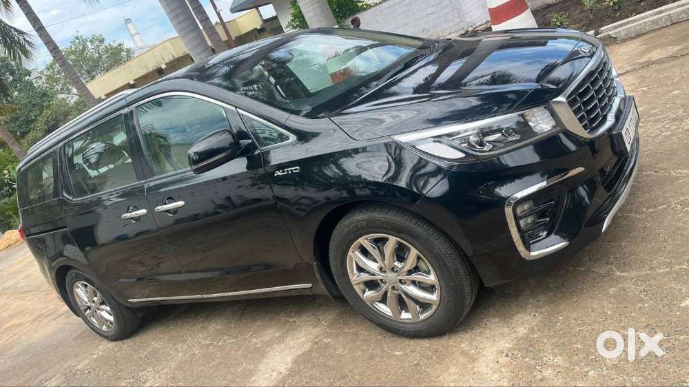 Kia Carnival 7 Seater Limousine