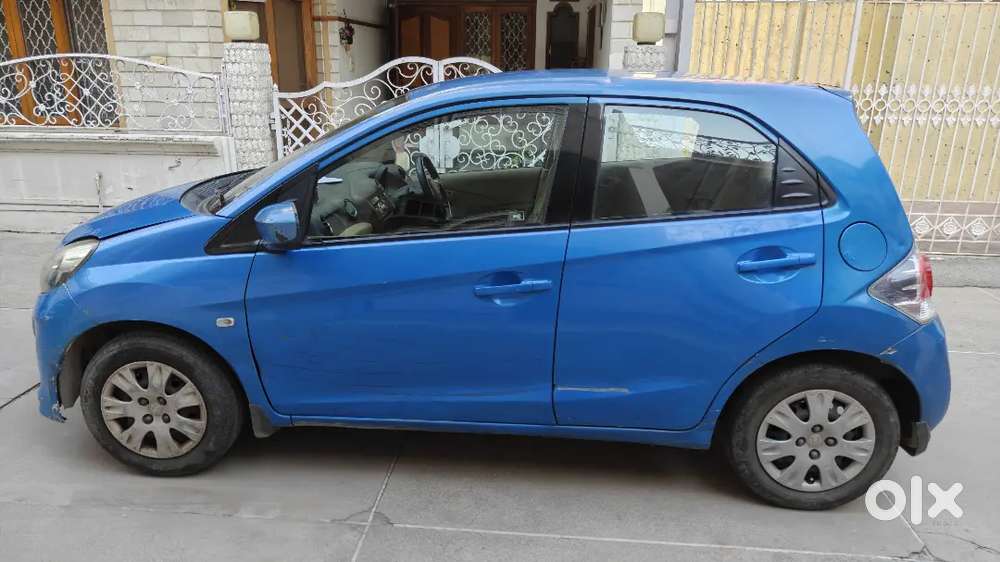 Honda Brio Smt Petrol 2012  1.06l Km  New Battery  Good Condition