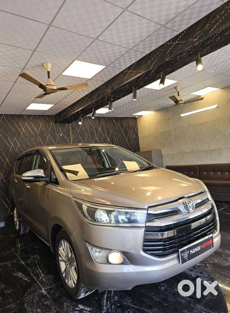 Toyota Innova Crysta Zx 2.4 Diesel 7 Seater, 2016, Diesel