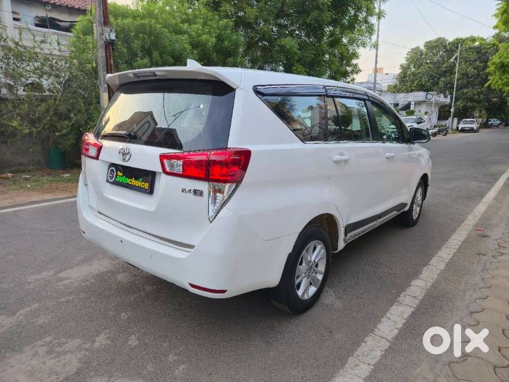 Toyota Innova Crysta 2.4 G Mt 8s, 2016, Diesel