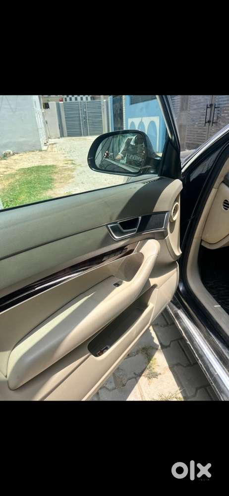 Audi A6 Black 2011