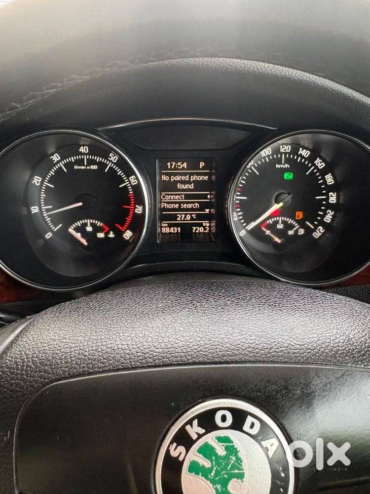 Skoda Superb Elegance 1.8 Tsi At, 2011, Petrol