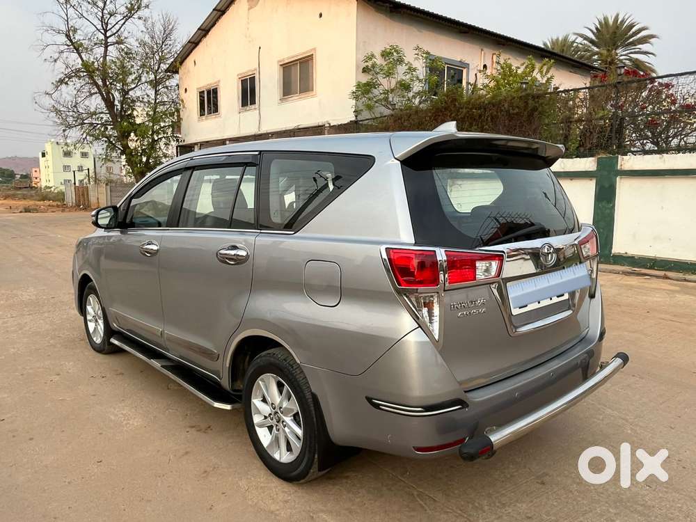 Toyota Innova Crysta 2.7 Gx At 8s, 2018, Diesel