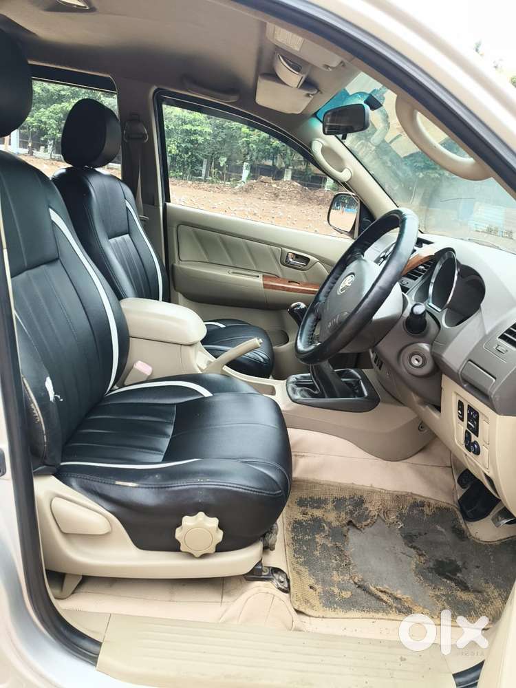 Toyota Fortuner 3.0 4x4 Manual, 2010, Diesel