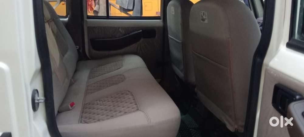 Mahindra Bolero B6 (o), 2020, Petrol