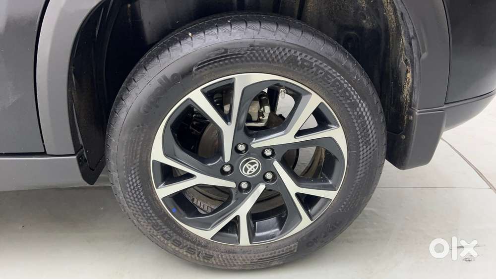 Toyota Urban Cruiser Hyryder 1.5 V Hybrid, 2025, Cng & Hybrids