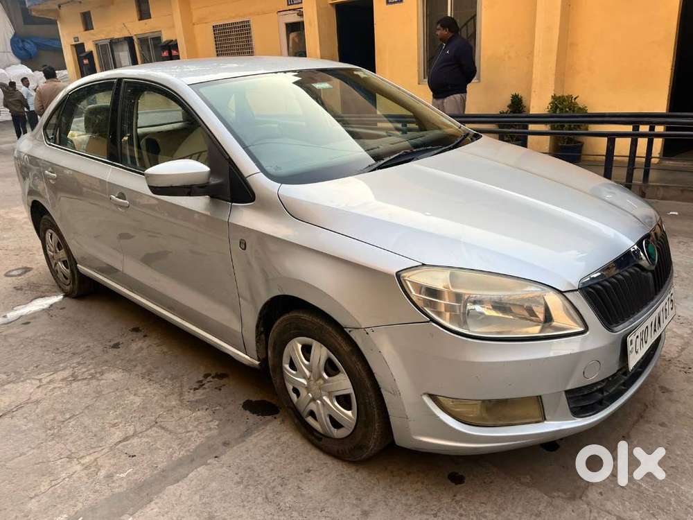 Skoda Rapid 2012 Diesel 166918 Km Driven