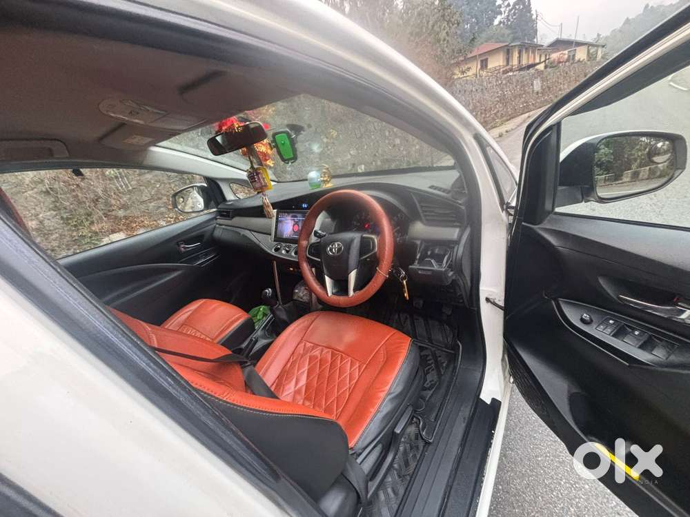 Toyota Innova Hycross 2.0 G-slf 8 Str, 2018, Diesel