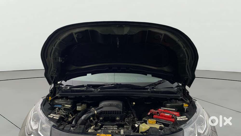 Tata Nexon 1.2 Revotron Xm (s), 2022, Petrol