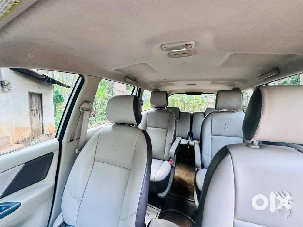 Toyota Innova 2012 Diesel 190000 Km Driven