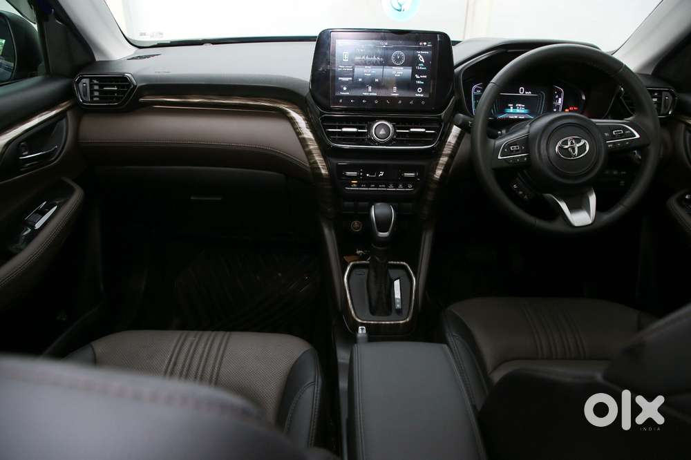 Toyota Urban Cruiser Hyryder 1.5 V Hybrid, 2025, Petrol