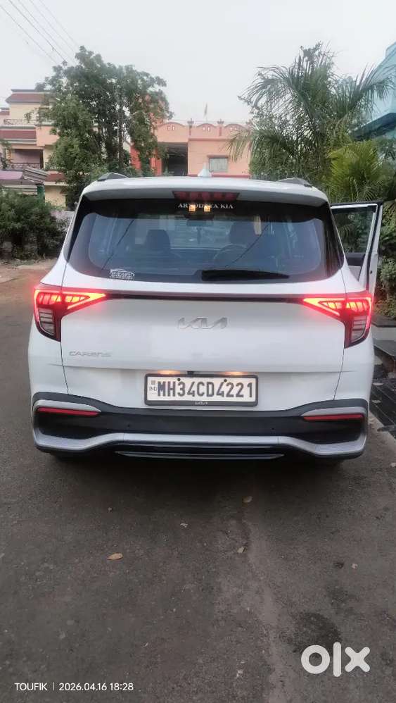 Kia Carens 2022 Diesel 170000 Km Driven