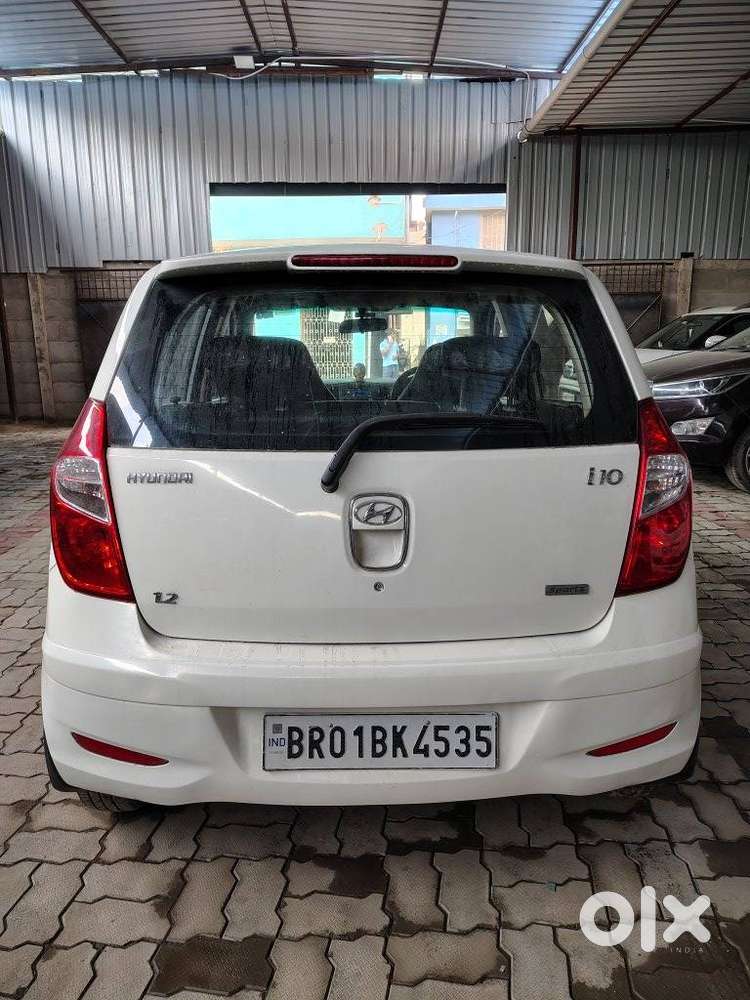Hyundai I10 Sportz, 2012, Petrol
