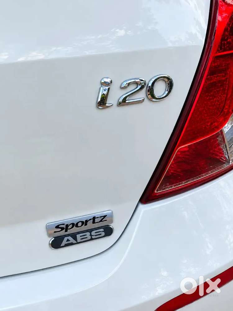 Hyundai I20 Sportz Petrol 2013