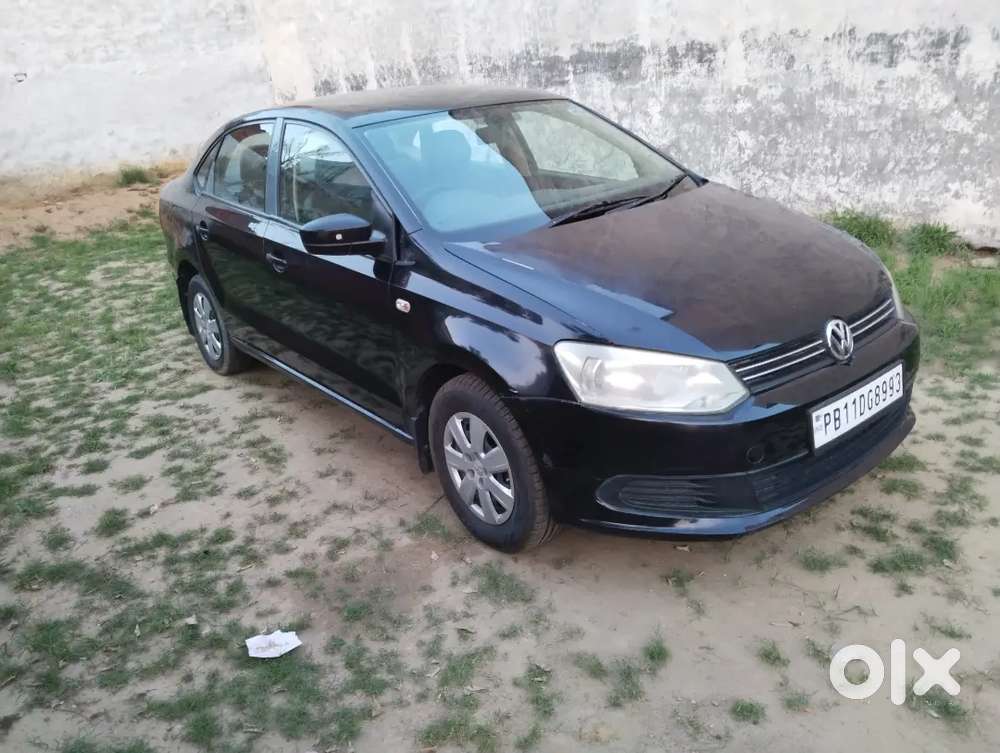 Volkswagen Vento Highline Petrol 2011 With 68000 Km