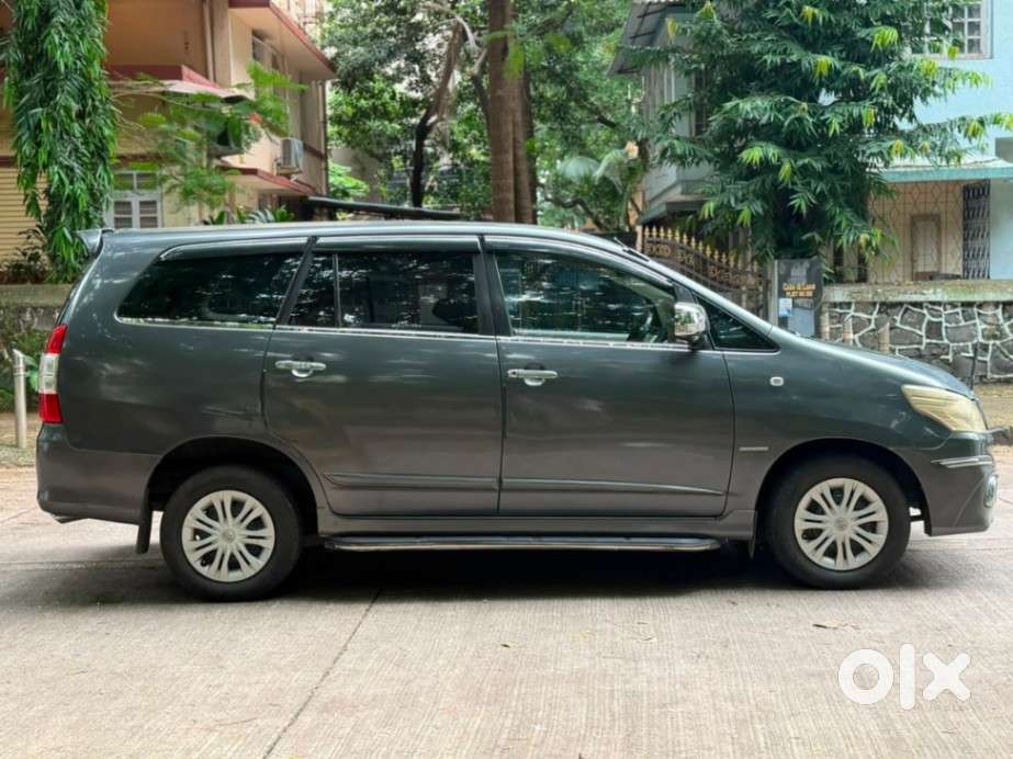 Toyota Innova 2.5 G (diesel) 7 Seater, 2015, Diesel
