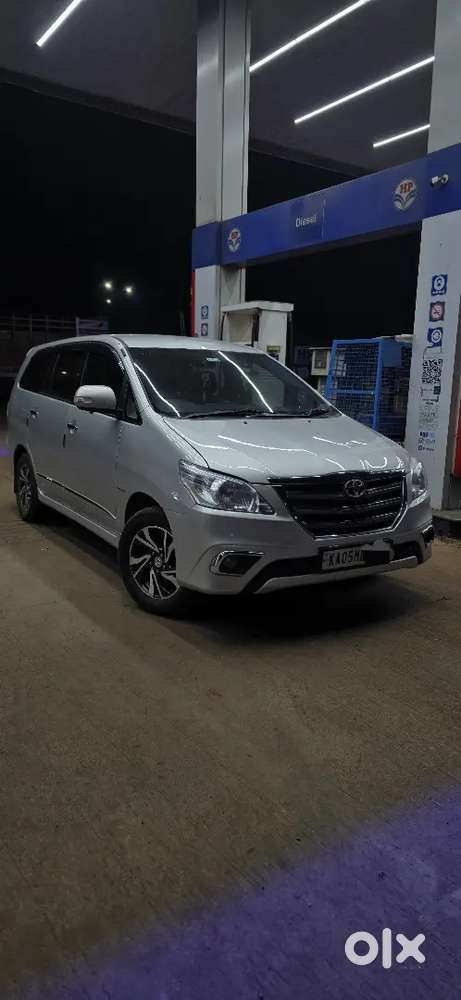 Toyota Innova 2012 Diesel Well Maintained