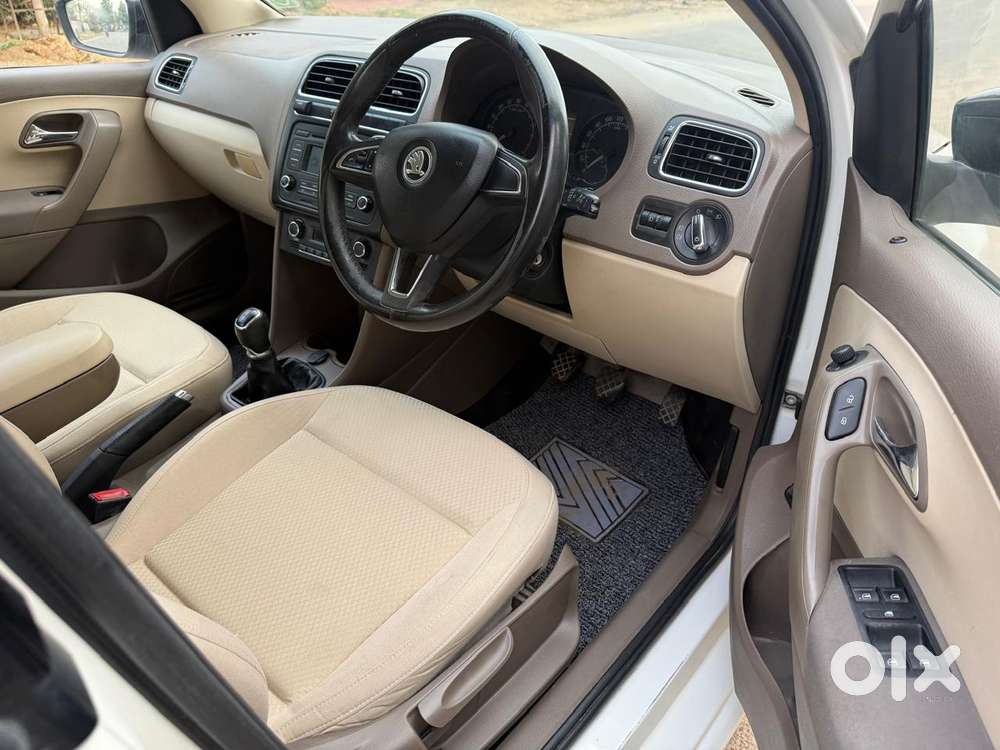 Skoda Rapid Elegance 1.6 Tdi Cr Manual, 2014, Diesel